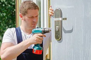 Super Locksmith Service Westlake Village, CA 805-574-2032 - lock-changing